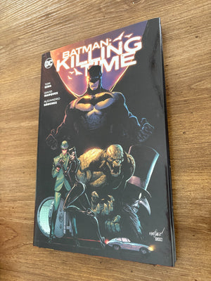 Batman Killing Time Hardcover DC Comics Graphic Novel Book Catwoman Robin 5 J473