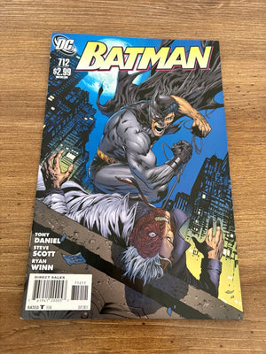 Batman # 712 NM- 1st Print DC Comic Book Joker Robin Gotham 13 J457