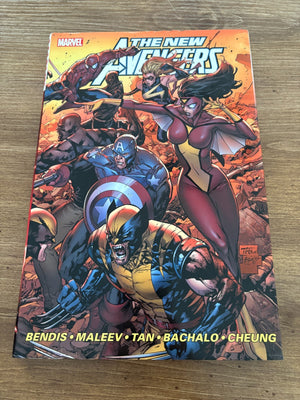 The New Avengers Vol 6 HARDCOVER Marvel Comic Book Graphic Novel Bendis 1 J473