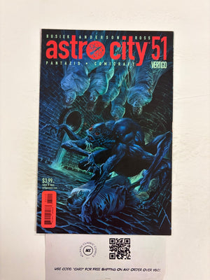 Astro City #51 Vertigo VF-NM Comic Book 14 ET24