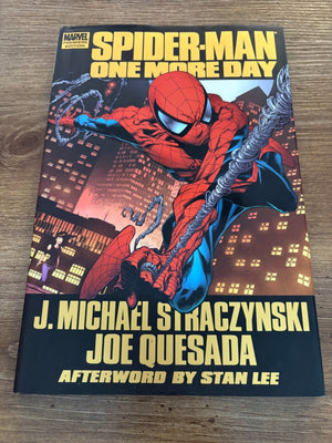 Spider-Man One More Day Hardcover Premiere Edition Marvel Comic Book GN 4 J469